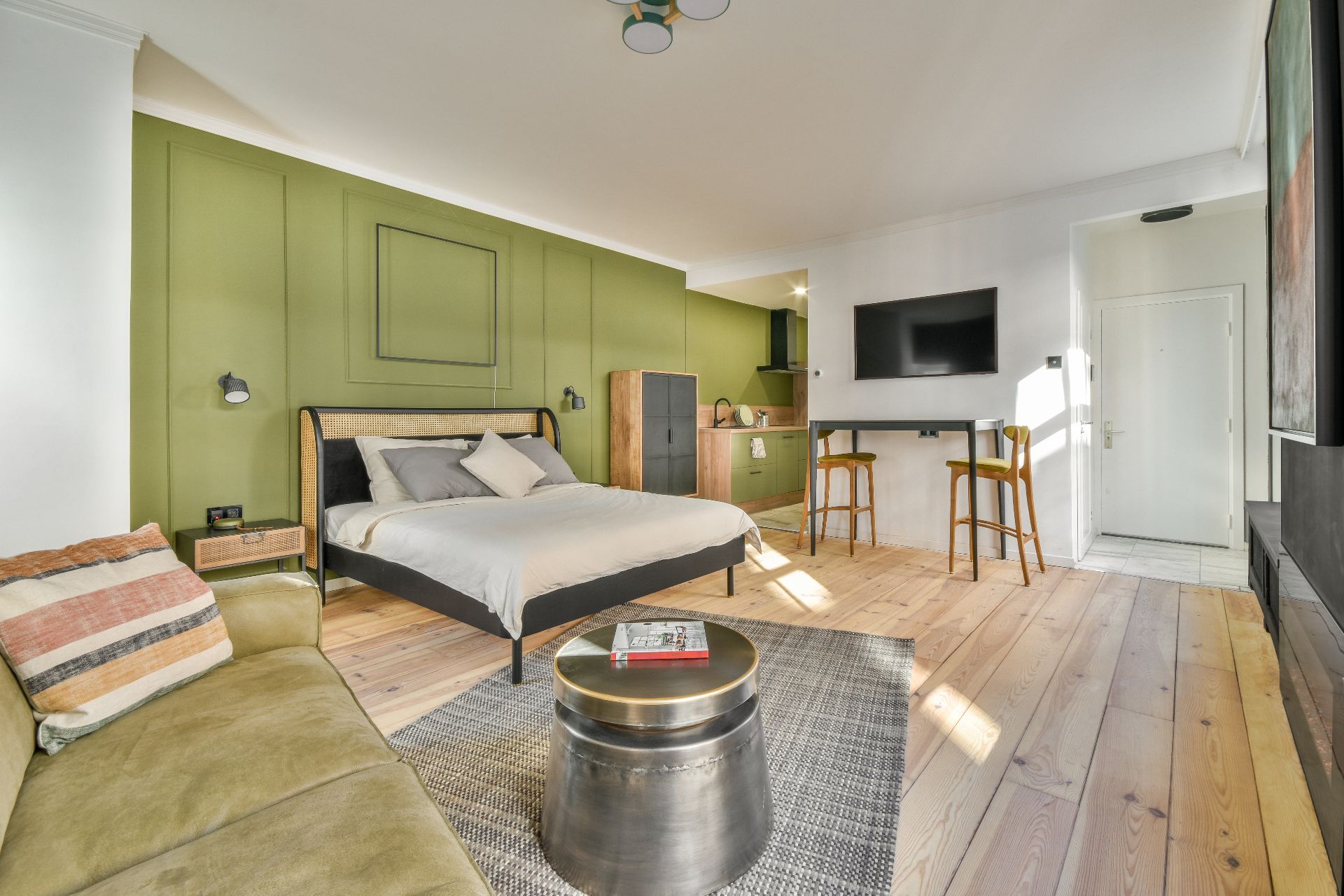 Renoir Penthouse